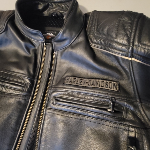 Men Harley Davidson leather Jacket. - Picture 3 of 6
